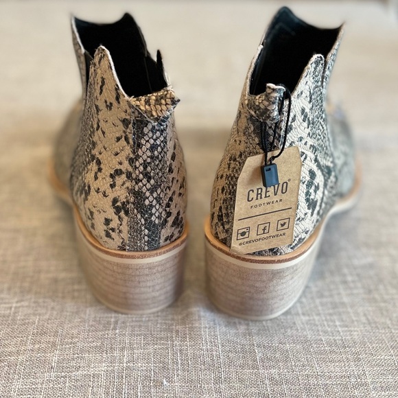 NWT Crevo Canna Snake Print Leather Booties Size 9 - Picture 6 of 9